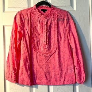 EUC. Ruffles, pink, pointelle, oh my! Fresh and feminine top by J.Crew